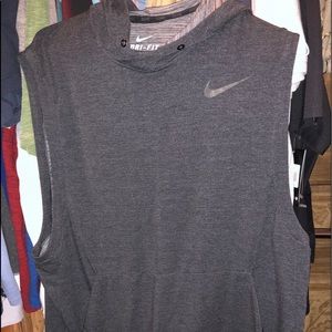 Men’s XL sleeveless hoodie